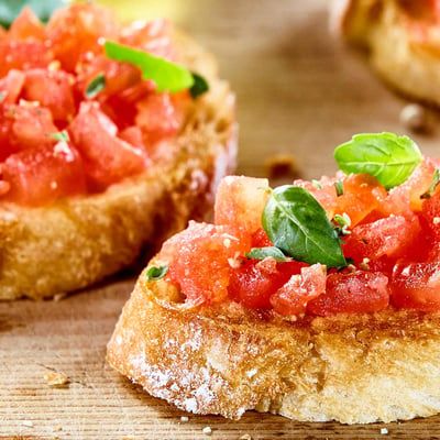 Paradicsomos bruschetta