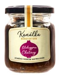 Kanálka Spoon of red onion chutney
