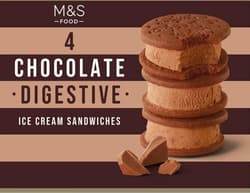 Marks & Spencer Tejcsokoládés jégkrém kakaós keksszel