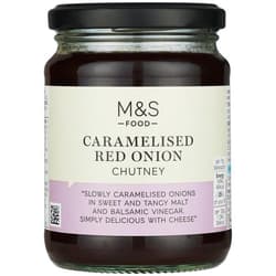 Marks & Spencer Karamellizált lila- és fehér hagymás csatni