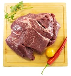 Hungarian variegated fresh sliced beef neck