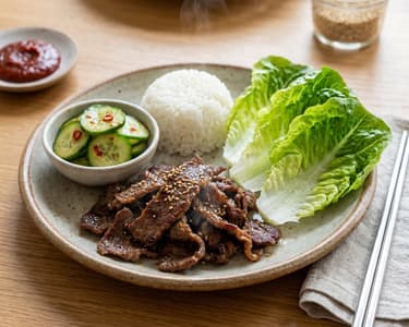 Koreai Bulgogi | Fűszeres marhahús salátalevelekben