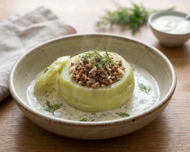 Kapros-tejfölös töltött karalábé | Klasszikus nyári fogás