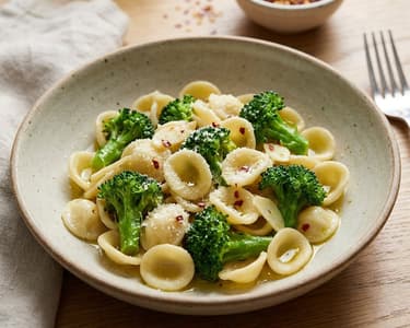 Orecchiette pirított brokkolival | Gyors olasz tészta