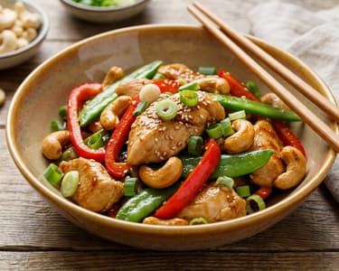 Chinese Cashew Chicken Wok | Quick 20-minute Dinner