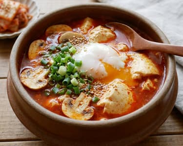 Koreai fűszeres lágy tofu leves | Sundubu Jjigae