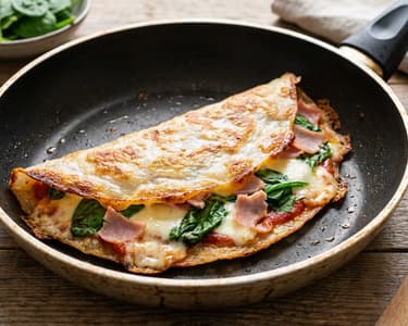 Rice paper pizza | Crispy and lightning-fast skillet treat