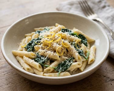 Citromos-ricottás spenótos penne | 20 perces olasz tészta