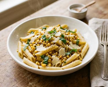 Pirított kukoricás-bazsalikomos penne | 15 perces olasz tészta