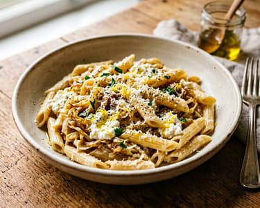Krémes hegyes káposztás penne ricottával és citrommal