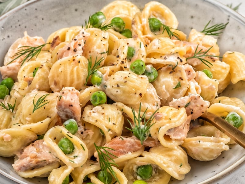 Creamy Pasta with Salmon and Peas