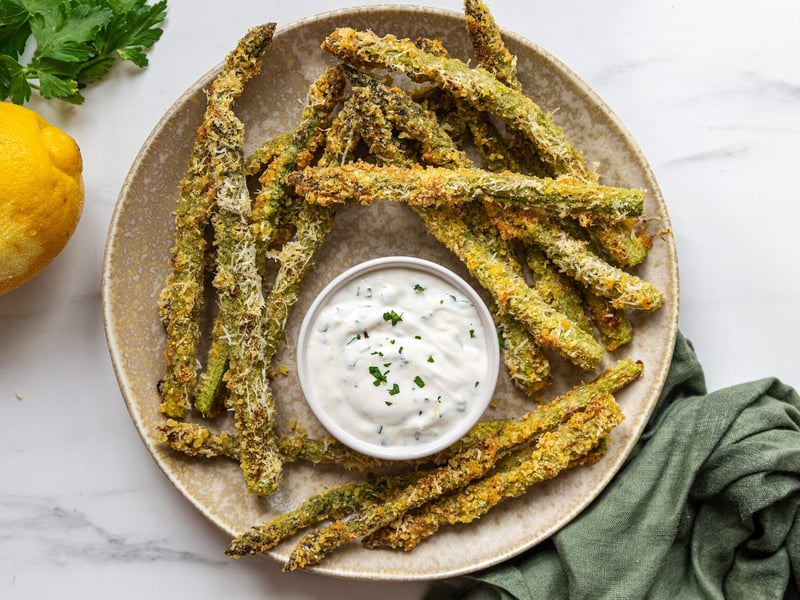 Crispy asparagus in panko crumbs with lemon aioli