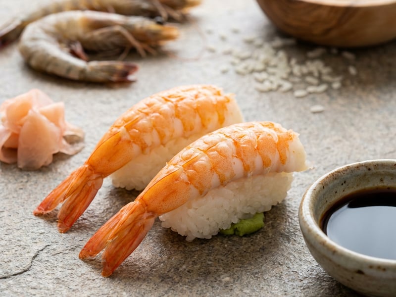 Ebi nigiri - garnélarák nigiri