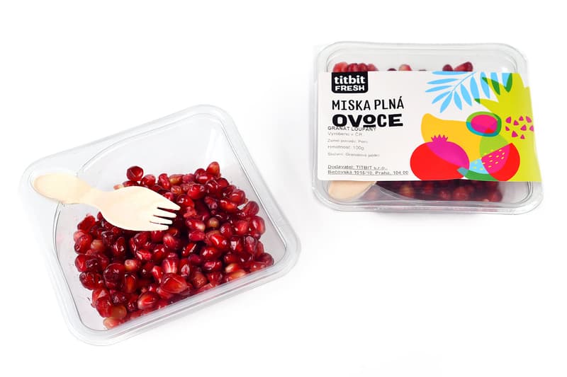 Titbit Pomegranate peeled, packed