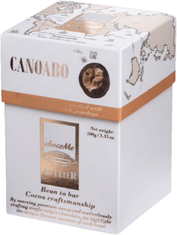 Beside our bean to bar chocolate bars we created our first bean to bar dragée collection and we named it chocoMe Atelier Raffinée.