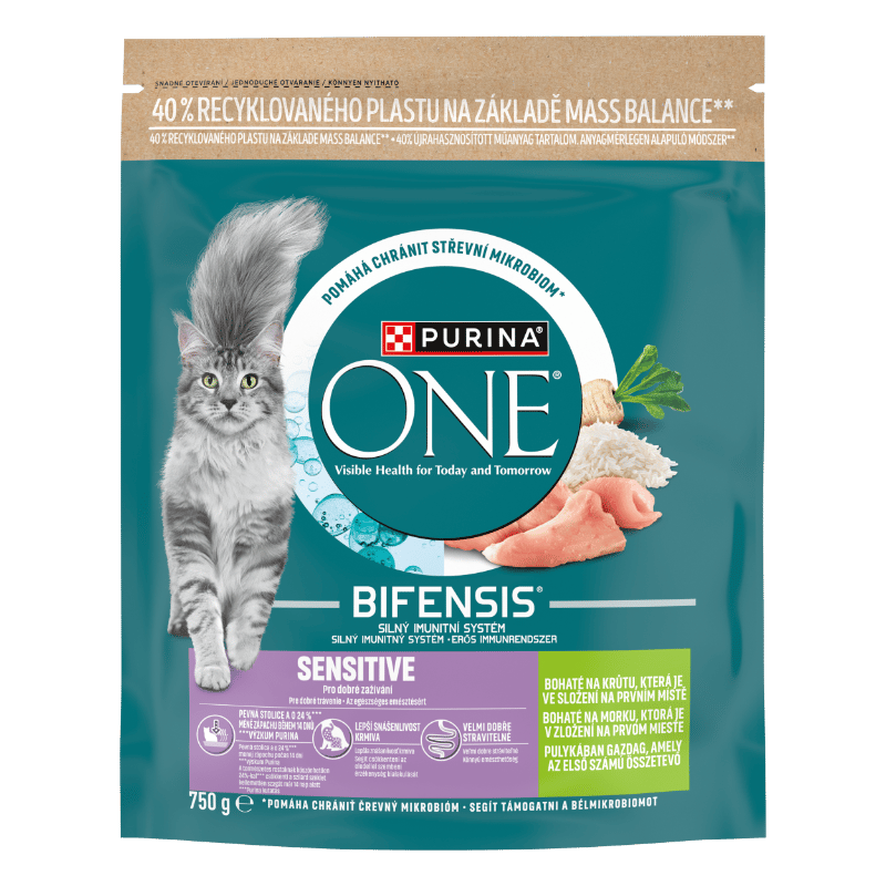 Purina One Sensitive Complete Pet Food for Adult Cats Rich in Turkey 750 g