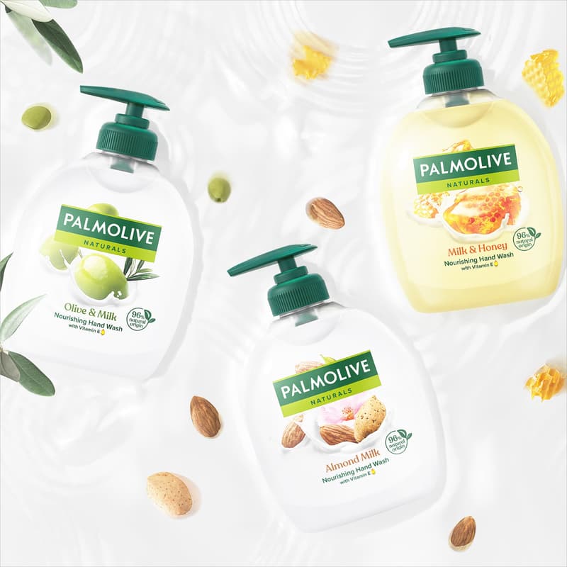 Palmolive Naturals Milk & Almond liquid soap refill