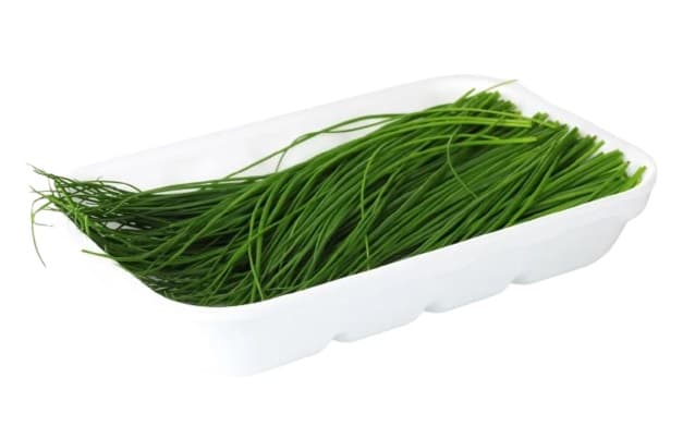 Chives, packaged