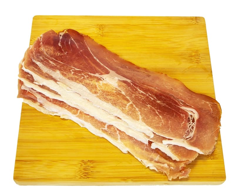 Bogádi heart-shaped ham, sliced