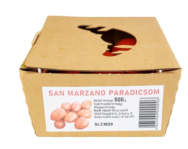 Hungarian San Marzano tomato from Király Zoltán Nagykőrös grower, packed