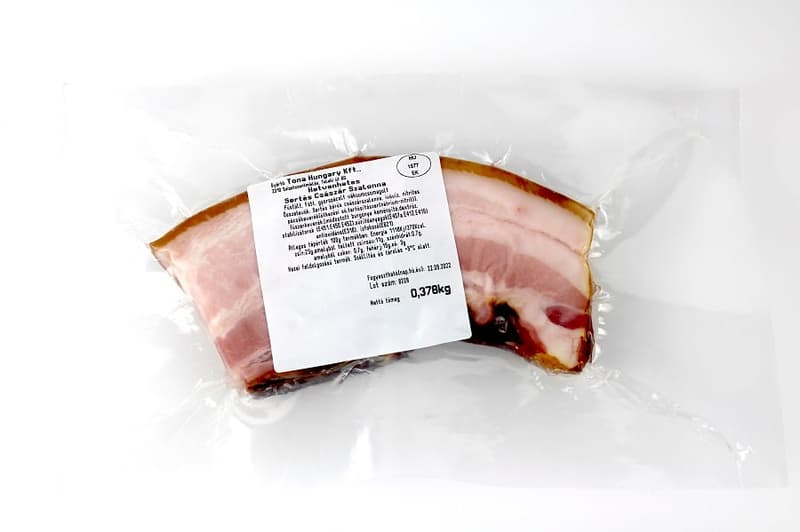 SEVEN SEASON Beechwood-smoked, cooked bacon, chopped