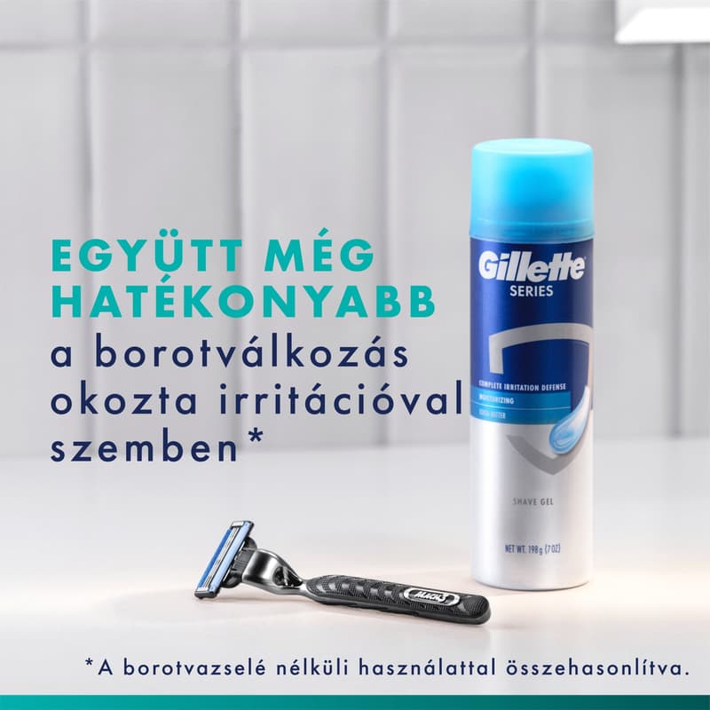 Gillette Mach3 Razor Handle + 2 Blade Refills