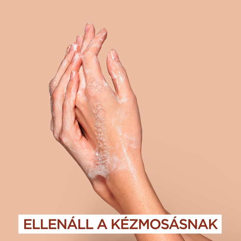 Garnier Hand Superfood regeneráló kézkrém kakaóval