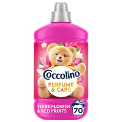 Coccolino Perfume&Care Tiare Flower&Red Fruits öblítő, 70 mosás, 1610 ml