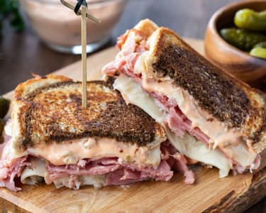 Reuben szendvics