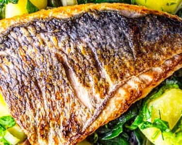 Durbincsfilé medvehagymás burgonyával