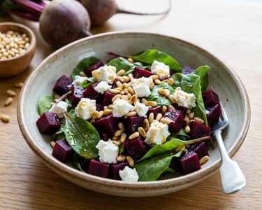 Céklasaláta kecskesajttal