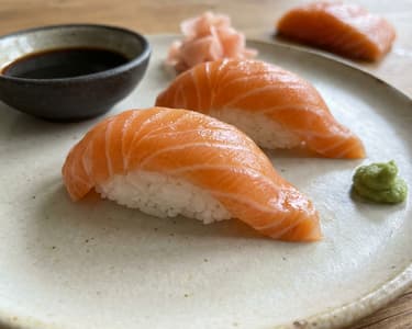 Sake nigiri - salmon nigiri