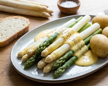 Spárga hollandi mártással