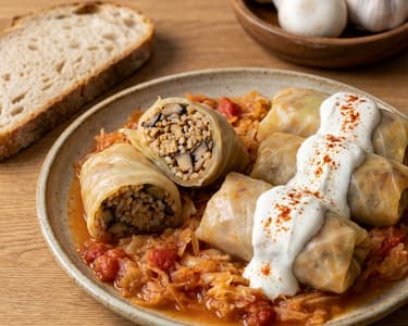 Vegetáriánus töltött káposzta