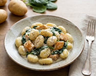 Spenótos-csirkés házi gnocchi