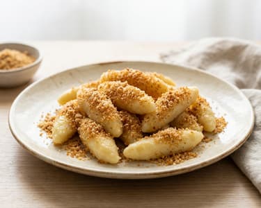 Burgonyás nudli pirított morzsával