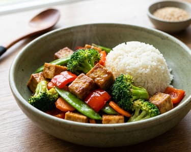 Tofu stir-fry with broccoli and jasmine rice