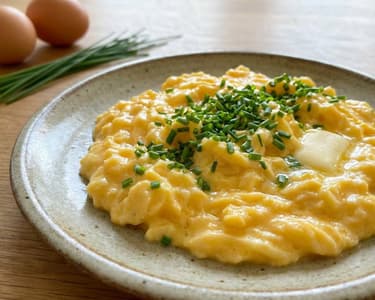 Creamy Scrambled Eggs with Chives