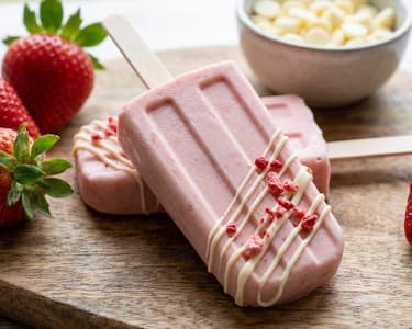 Strawberry Creamy Ice Cream | Homemade Refresher from 3 Ingredients