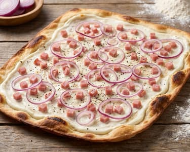 Flammkuchen sonkával | Ropogós elzászi lepény
