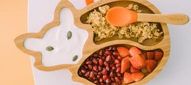 Házi zabkása gyümölccsel