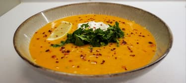 Vöröslencse leves by ZsomBisztró