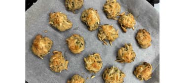 Magas fehérjetartalmú medvehagymás pogácsa