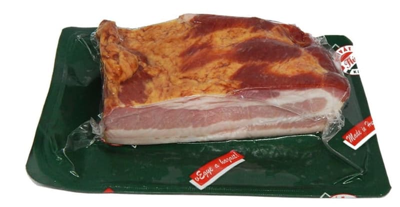 sliced ​​Transylvanian bacon