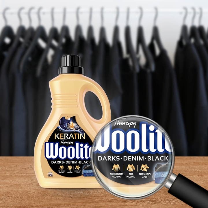Woolite Keratin Therapy Dark Washing Detergent, 2,7 l (45 washloads)