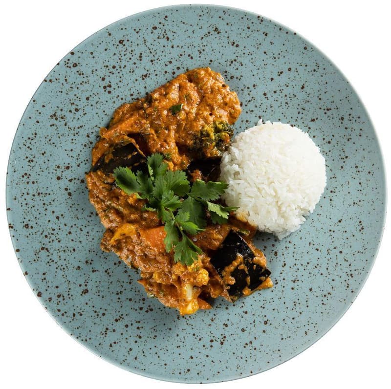 Kifli Bisztró Padlizsános Masala zöldségekkel és főtt rizzsel