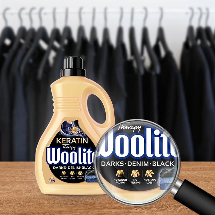 Woolite Keratin Therapy mosószer sötét ruhákhoz 4.5 l