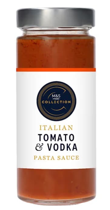 Marks & Spencer Paradicsomos tésztaszósz tejszínnel és vodkával