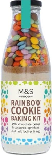 Marks & Spencer Szivárványos süteménykészítő készlet