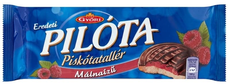 Győri Pilóta málnás piskótatallér